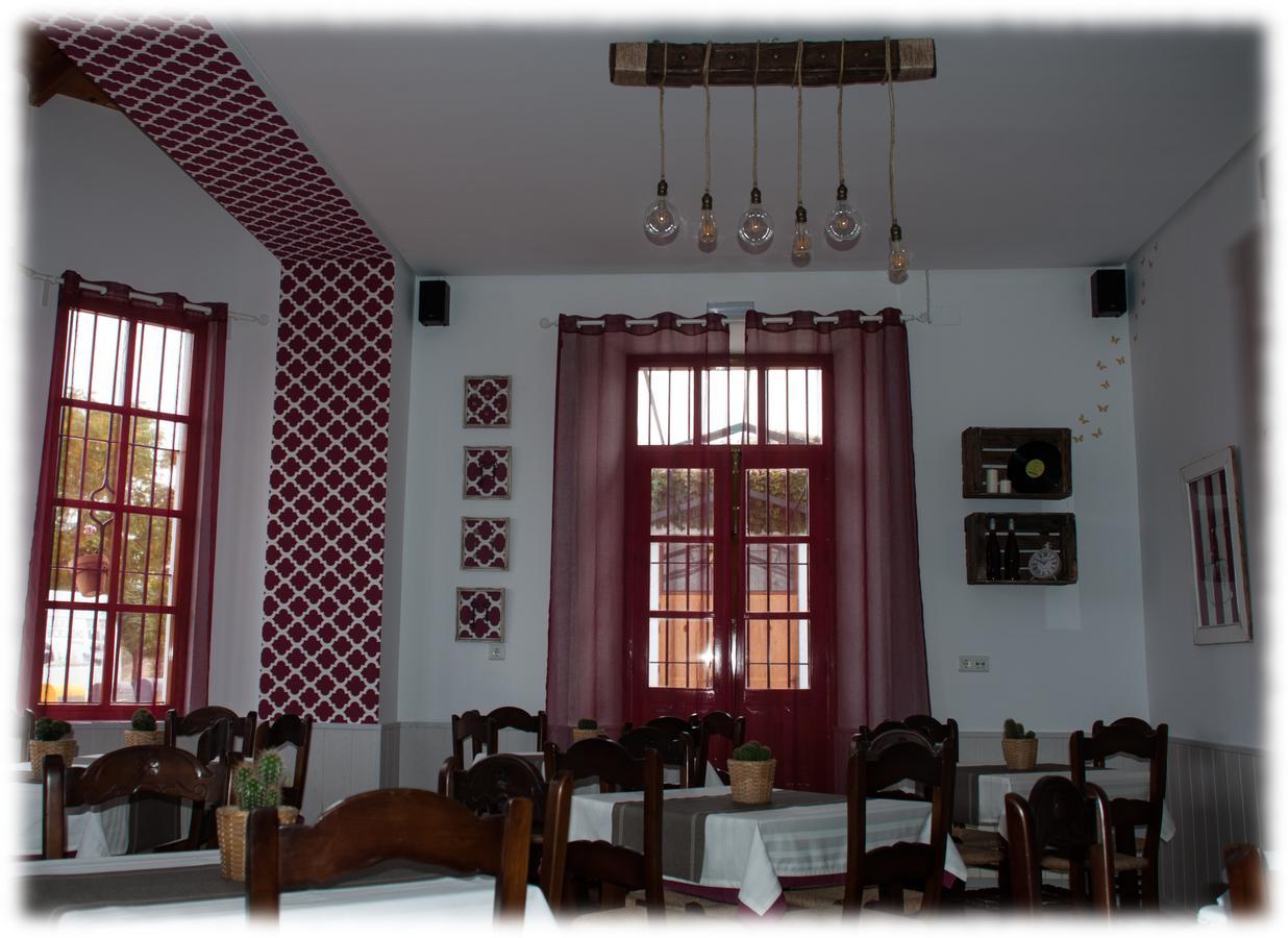 Hostal- Restaurante Estacion Via Verde Olvera Ngoại thất bức ảnh